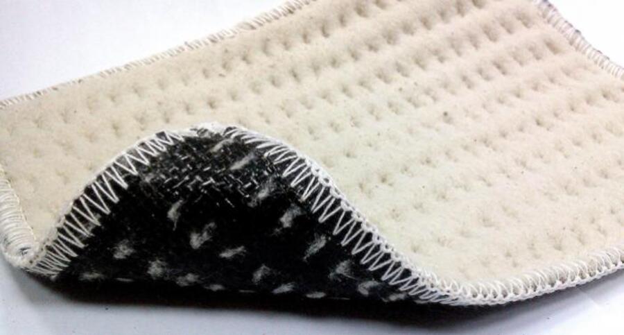 Geosynthetic Clay Liner (GCL) 2
